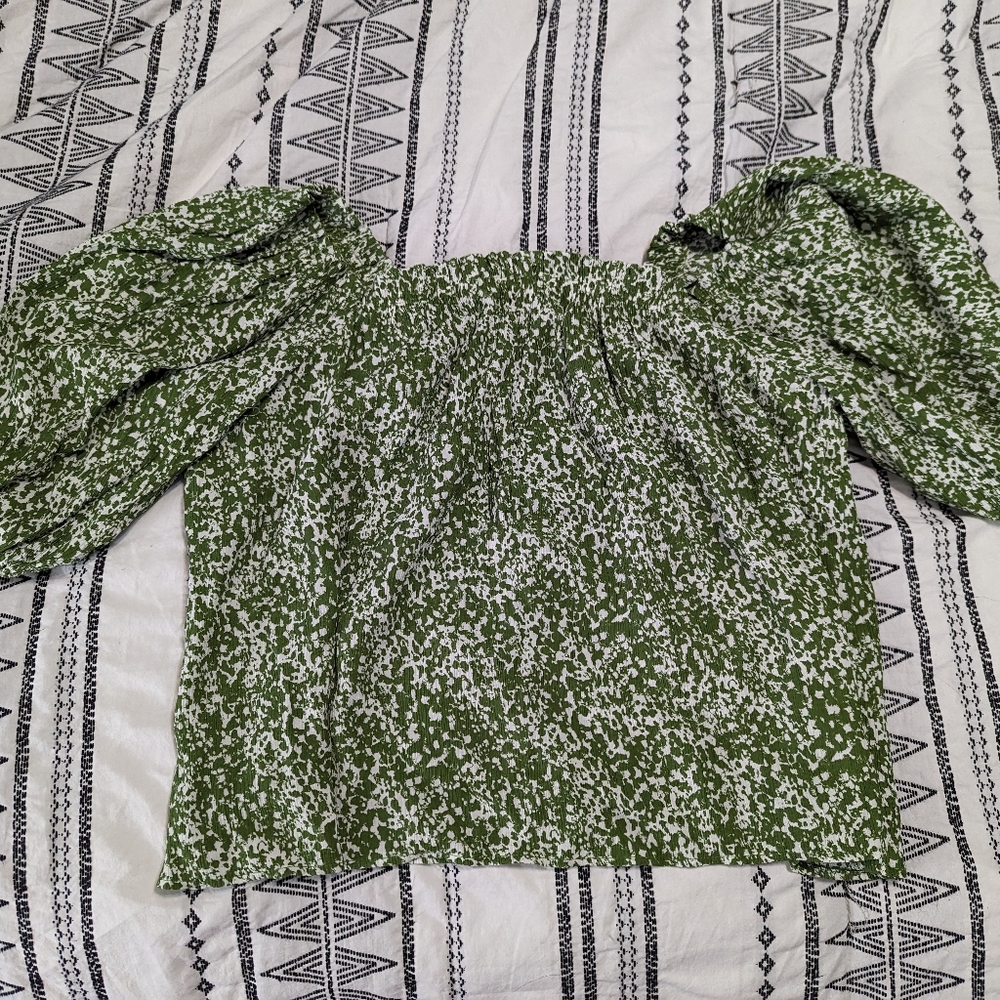 Green and white top